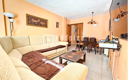 Living room of Flat for sale in Parla  with Heating and Terrace