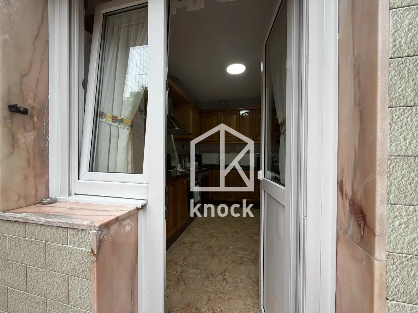 Cuina de Casa adosada en venda en Langreo amb Calefacció i Parquet