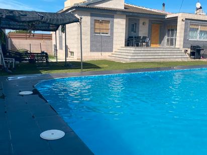 Piscina de Casa adosada en venda en Torrevieja amb Aire condicionat, Terrassa i Traster