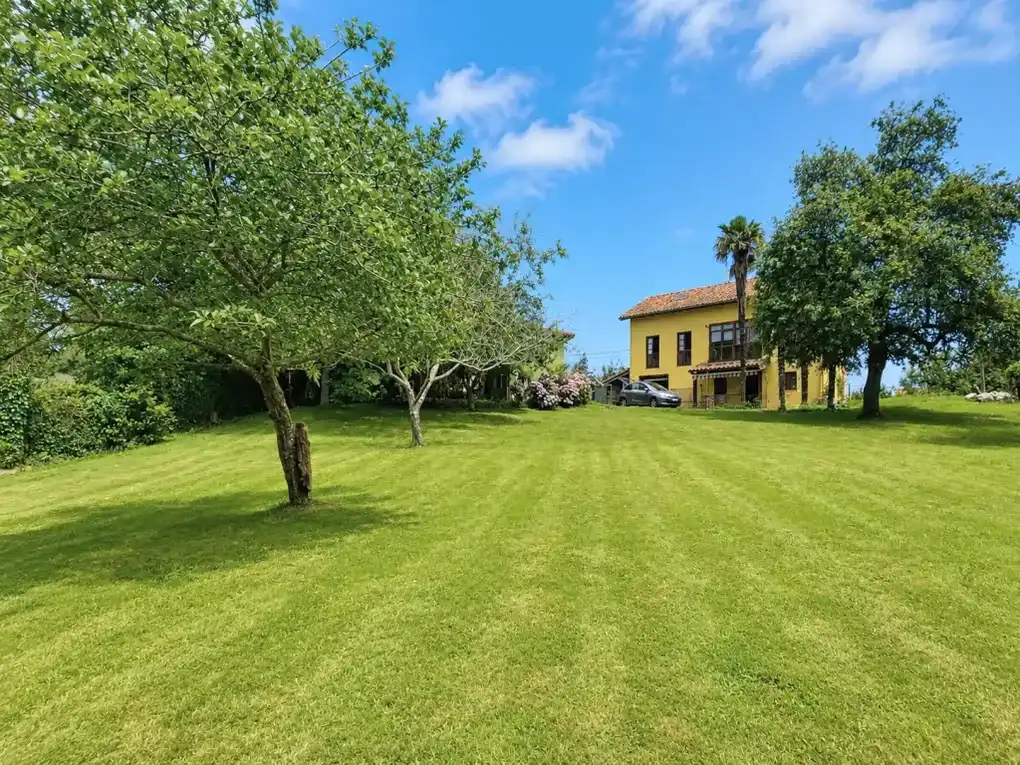 Haus mit Garten zum Verkauf in Póo