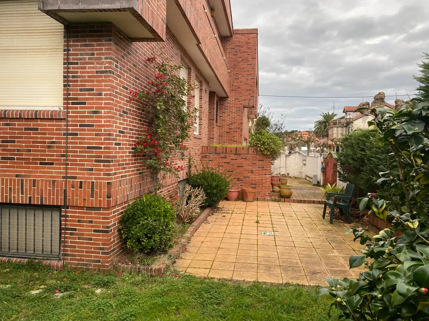 Detached house with garden for sale in Calle Bernardo Álvarez Galán, imagen 2