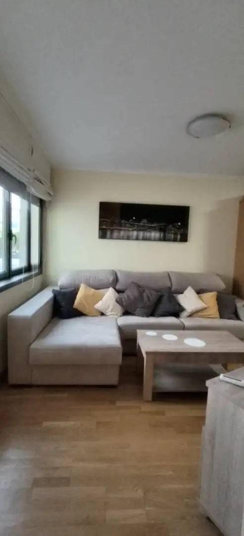 Sala d'estar de Planta baixa en venda en Cedeira amb Aire condicionat, Calefacció i Parquet