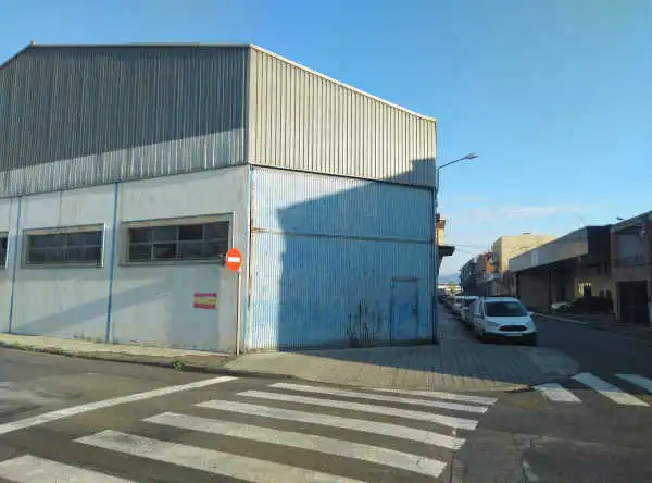 Nave industrial en venta en C/ Lleó, imagen 3
