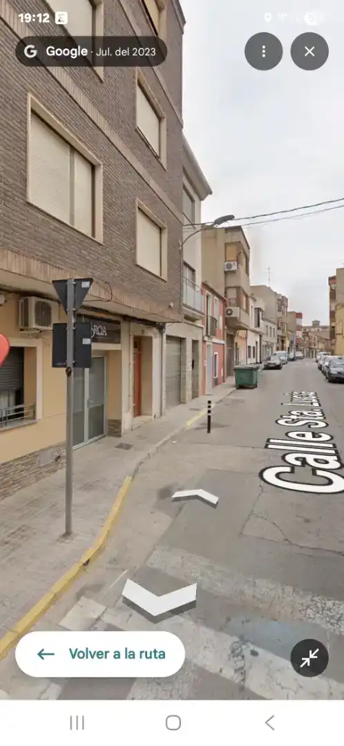 Vista exterior de Casa adosada en venda en Almansa amb Balcó