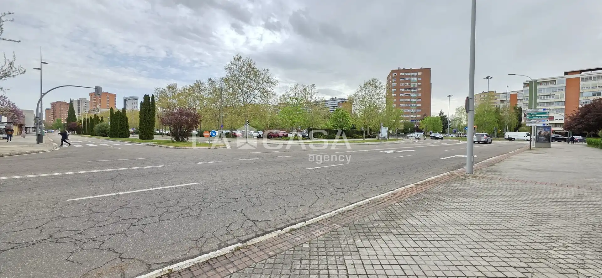 Aparcament de Pis en venda en Valladolid amb Calefacció i Balcó