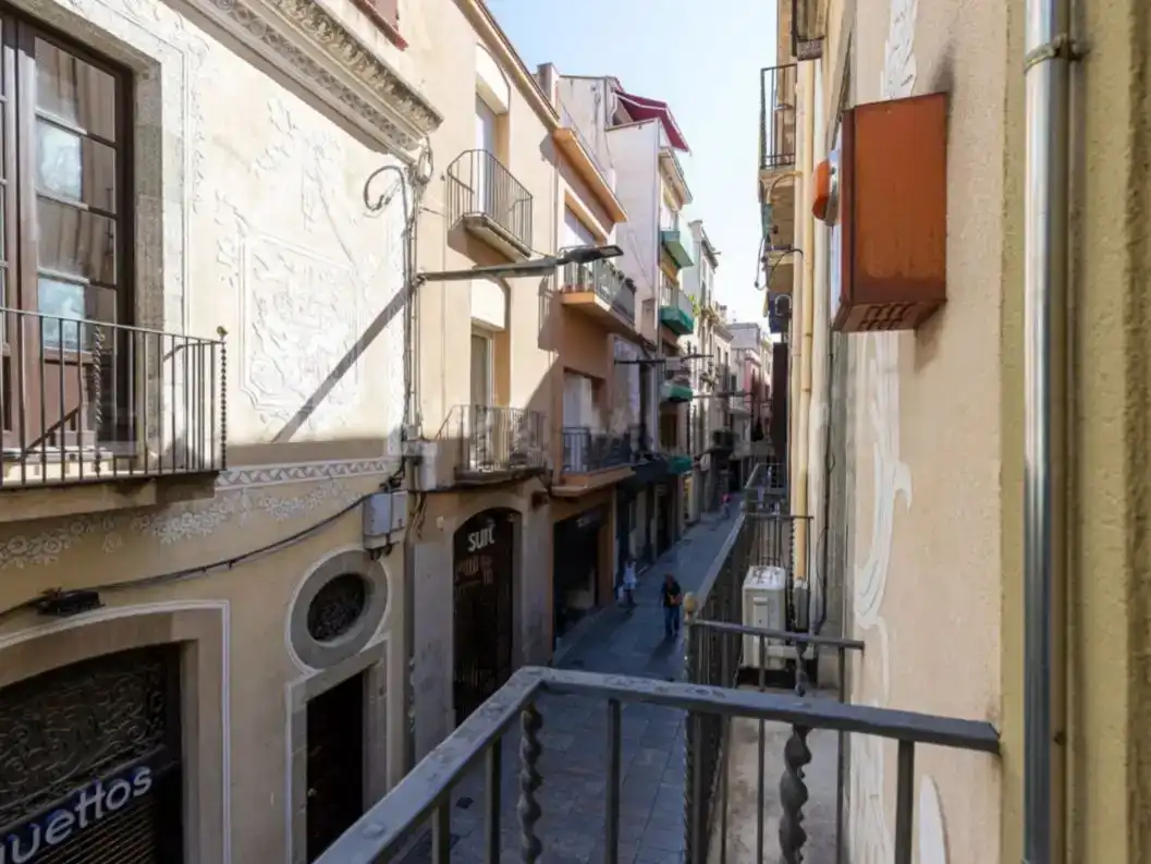 Vista exterior de Dúplex de alquiler en Mataró con Aire acondicionado, Parquet y Balcón