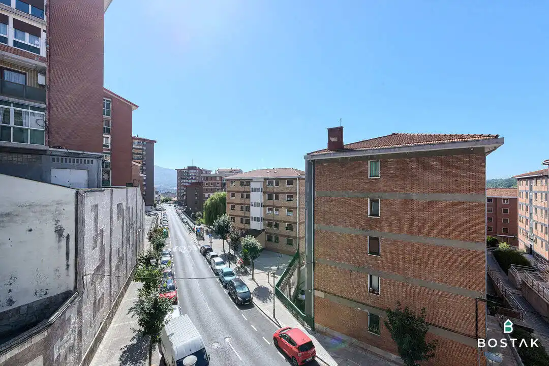 Pis amb terrassa en venda a Zurbaranbarri Auzoa, imagen 26
