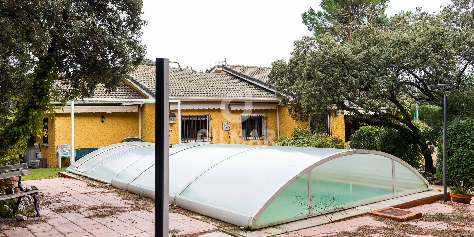 Vista exterior de Casa o chalet en venta en Hoyo de Manzanares con Calefacción, Jardín privado y Piscina