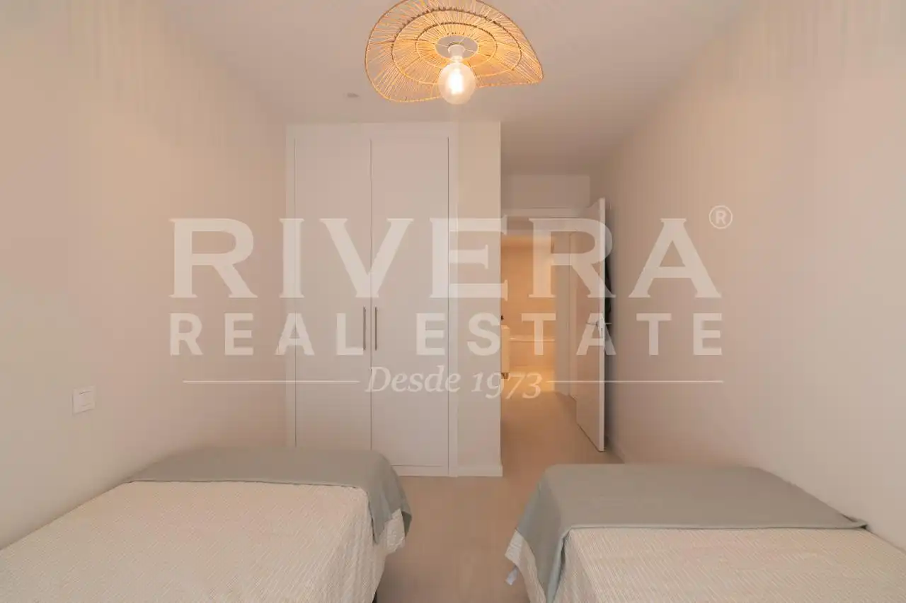 Habitación de Piso en venta en Sanxenxo con Calefacción, Terraza y Trastero