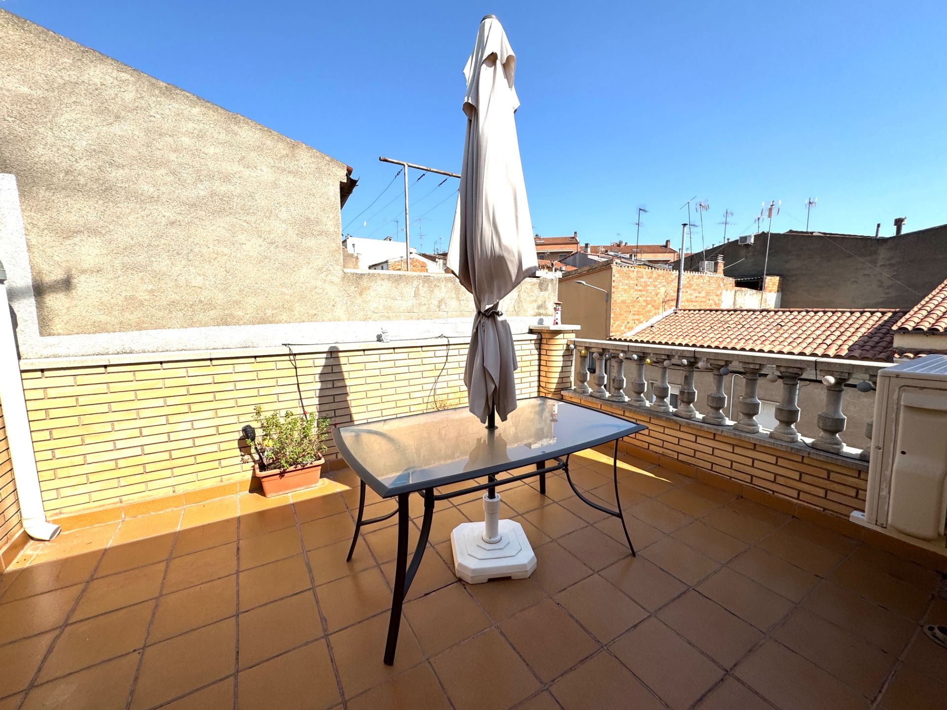 Terrace of Flat for sale in Manresa  with Air Conditioner, Heating and Terrace
