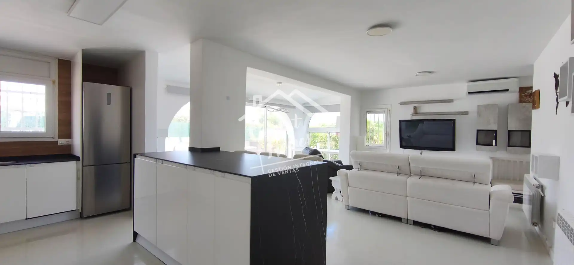 Sala d'estar de Casa o xalet en venda en L'Ametlla de Mar  amb Aire condicionat, Calefacció i Jardí privat
