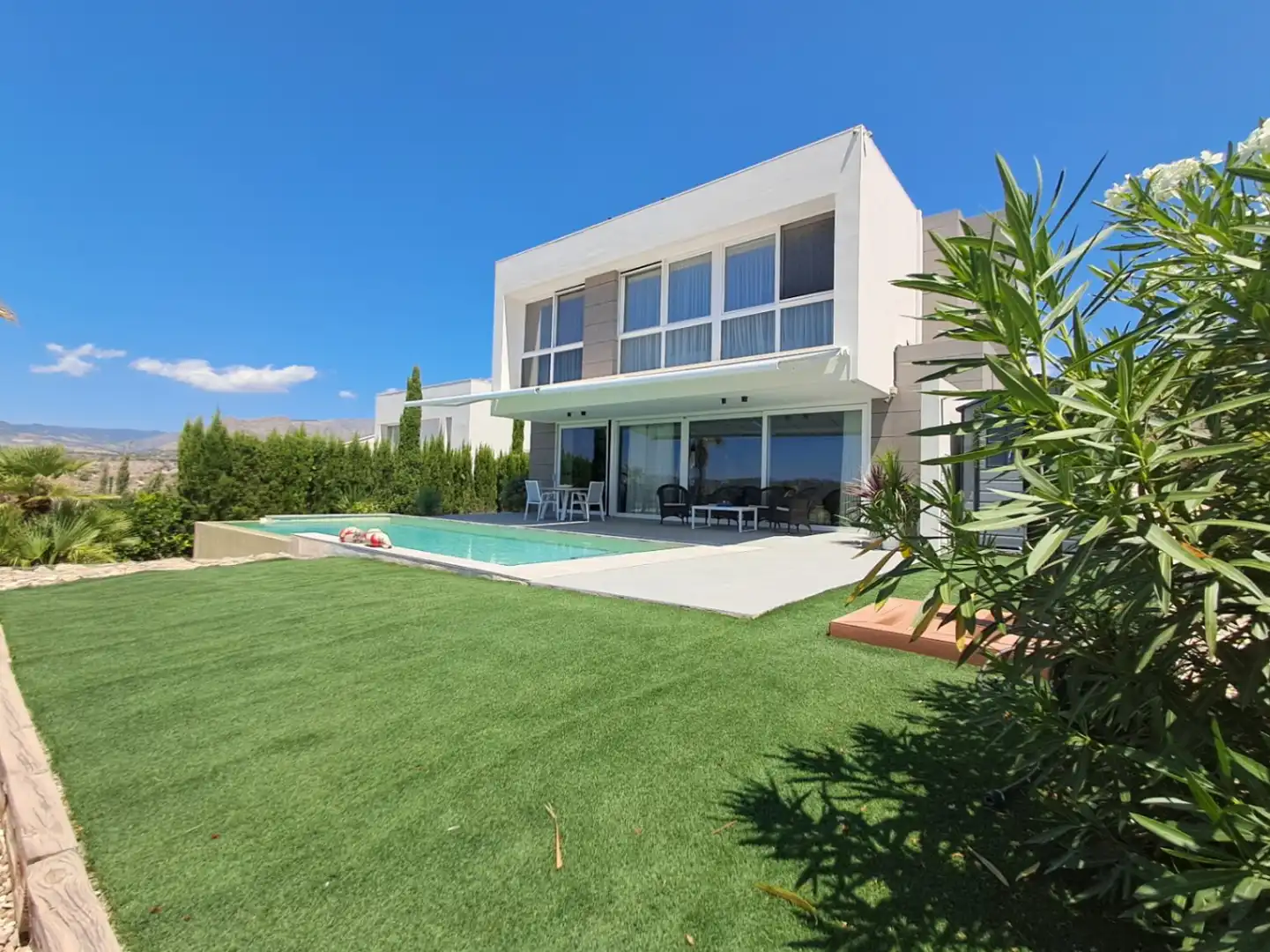 Villa mit Pool zum Verkauf in Finestrat Pueblo