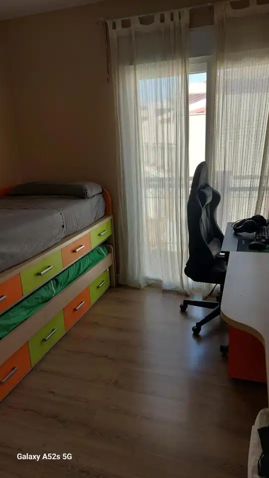 Schlafzimmer von Einfamilien-Reihenhaus zum Verkauf in Alhaurín de la Torre mit Klimaanlage, Terrasse und Abstellraum