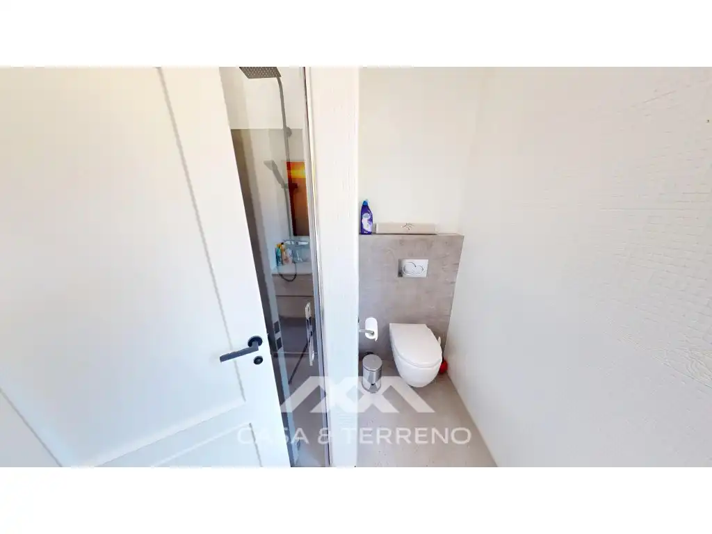 Bany de Casa o xalet en venda en Vélez-Málaga amb Aire condicionat, Jardí privat i Terrassa