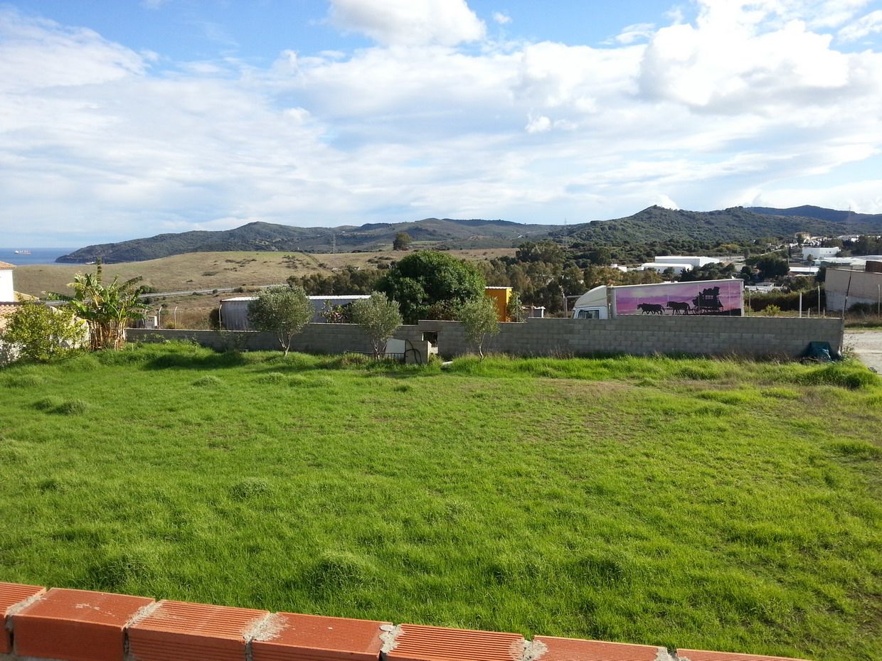 House or chalet for sale in Algeciras  with Private garden and Swimming Pool