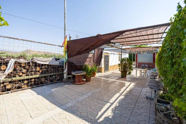 Casa-chalet en Venta en Darro