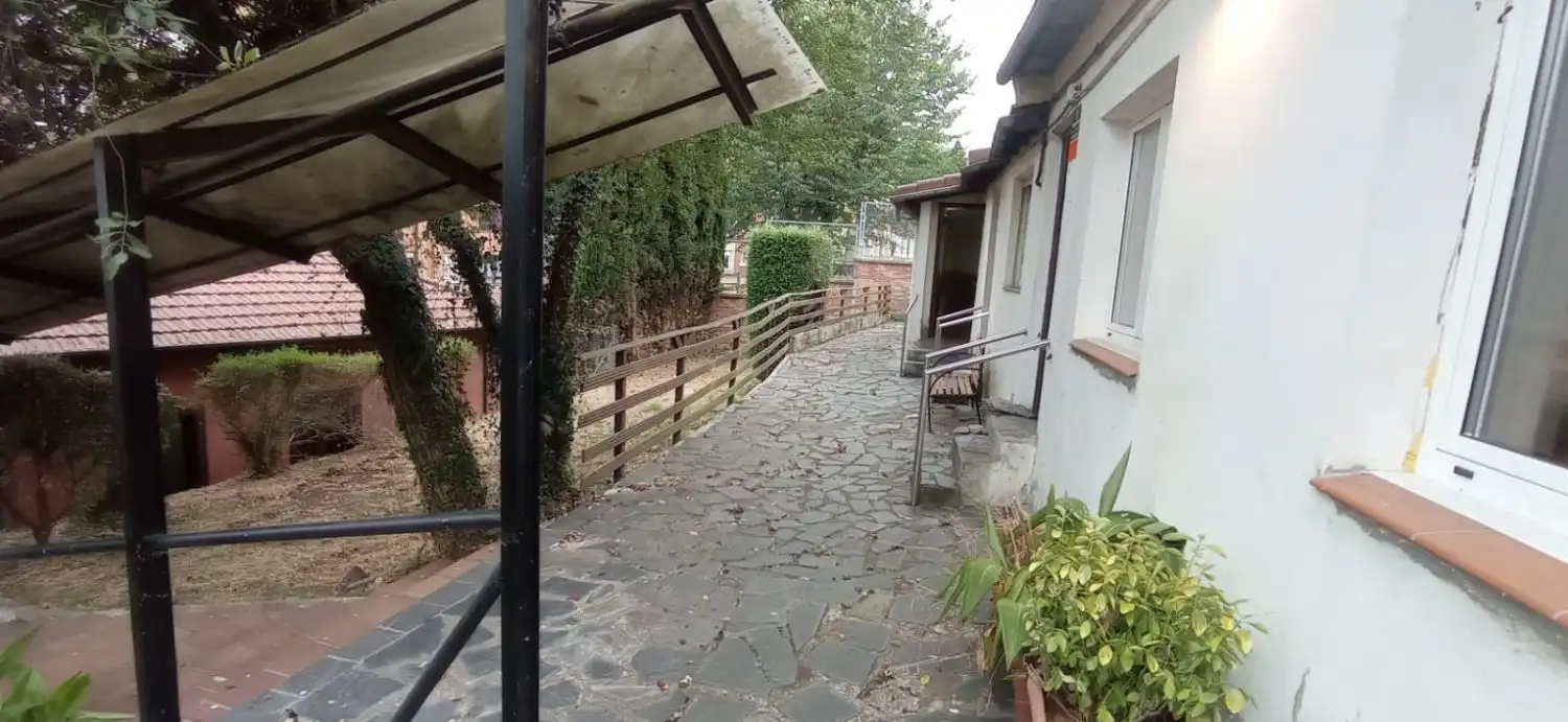 Casa o xalet en venda en Oviedo  amb Calefacció i Parquet