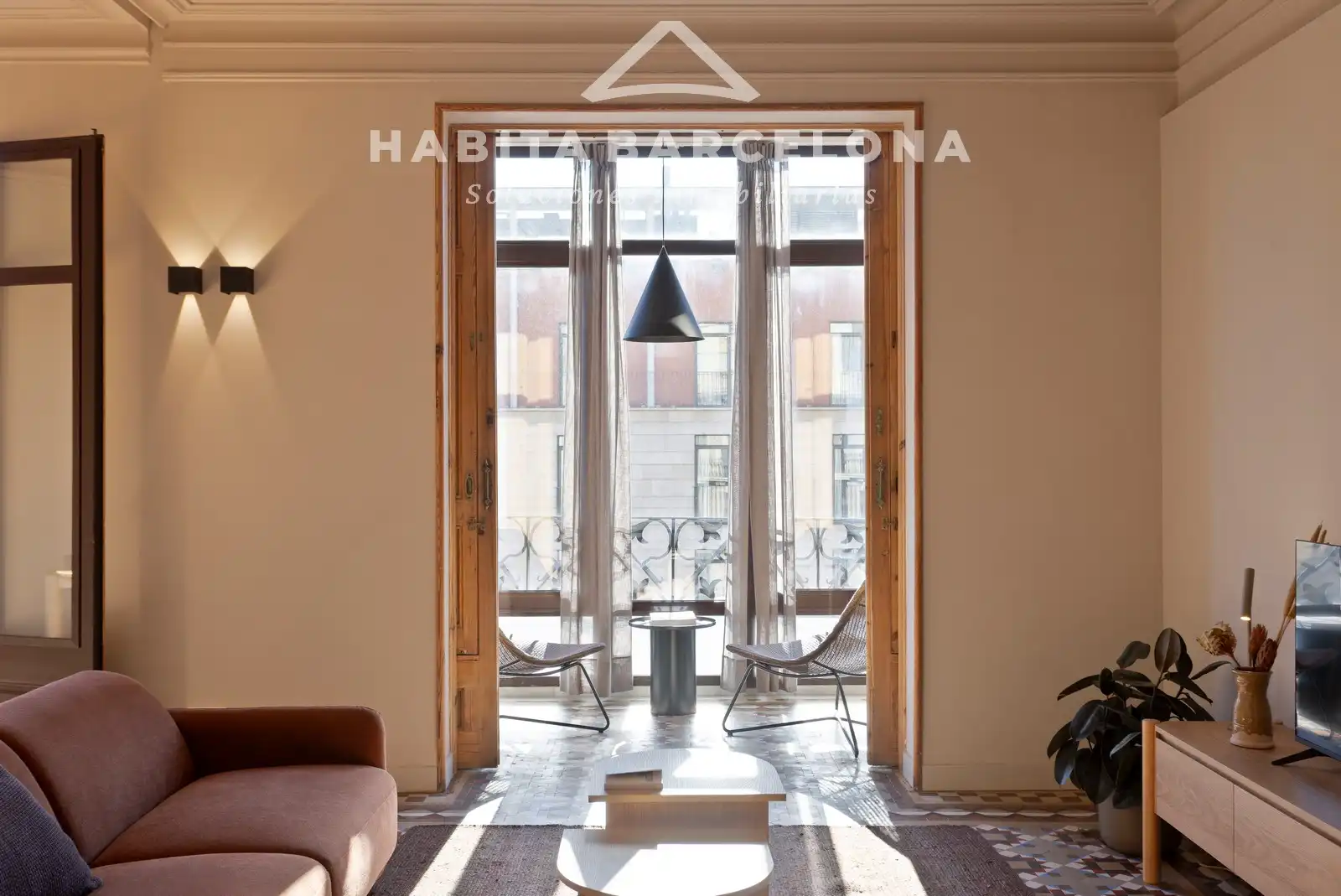 Wohnung zur Miete in Barcelona mit Klimaanlage, Heizung und Parkett