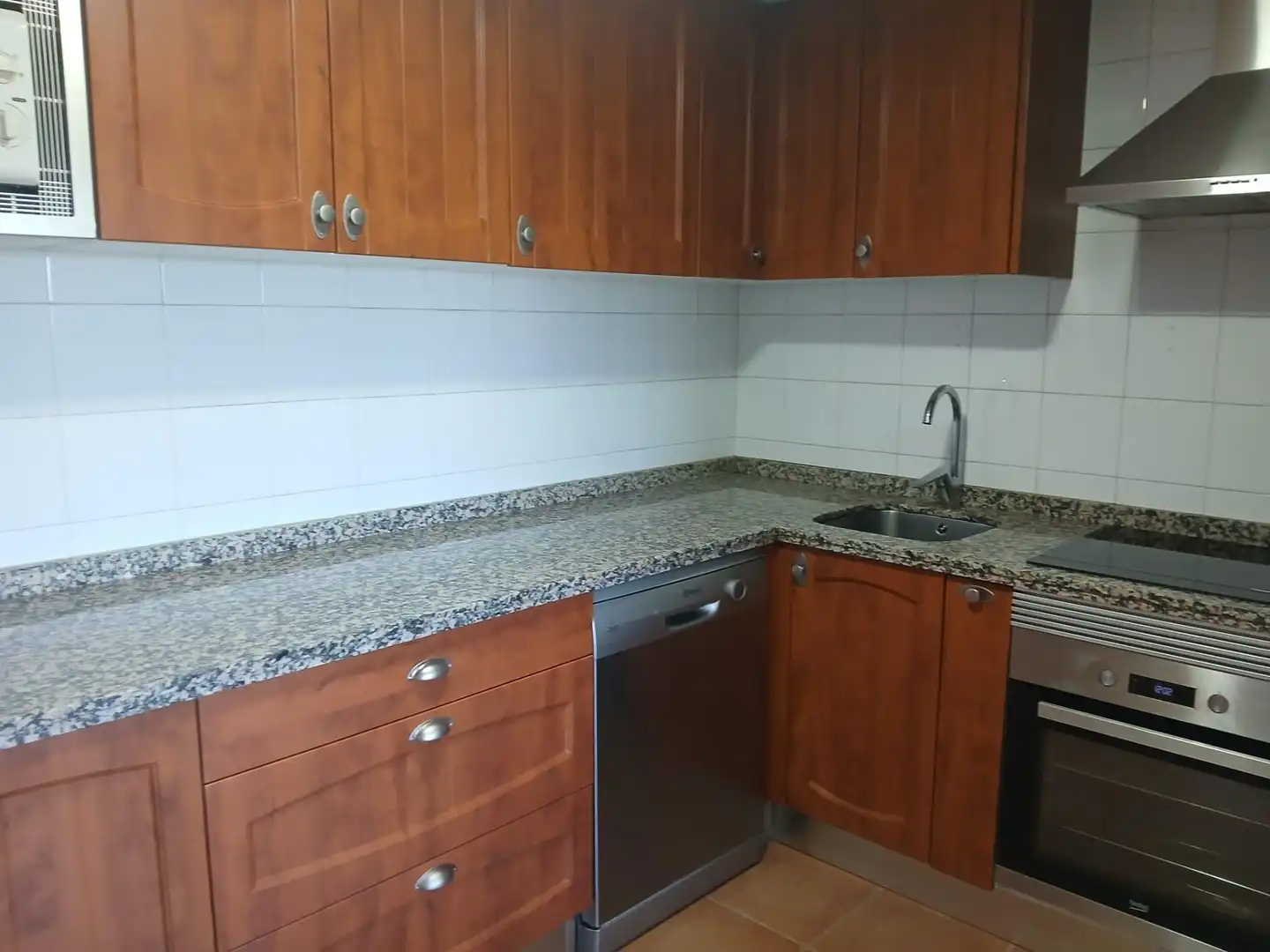 Cocina de Casa adosada en venta en Cáceres con Calefacción, Terraza y Balcón