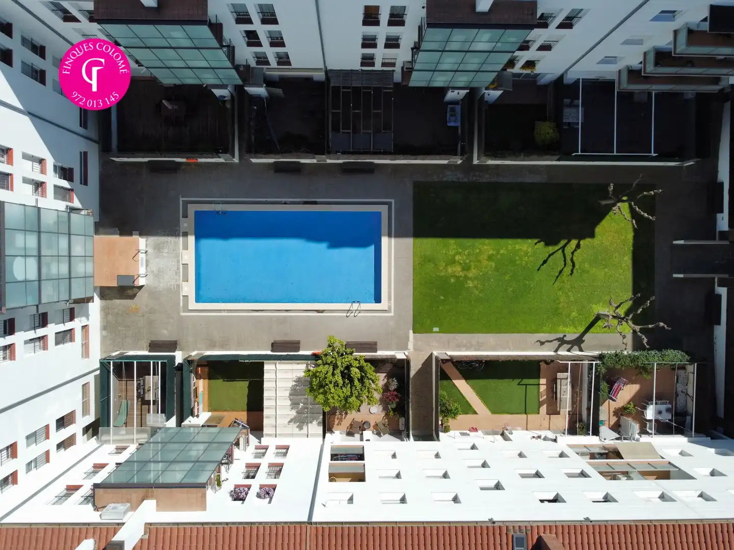 Piscina de Ático en venta en Girona con Aire acondicionado, Calefacción y Terraza