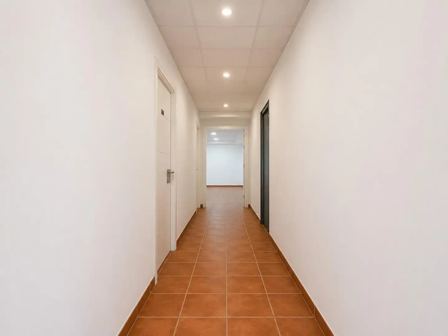 Gewerbefläche zum Verkauf in Avenida de Marià Fortuny 32, imagen 16