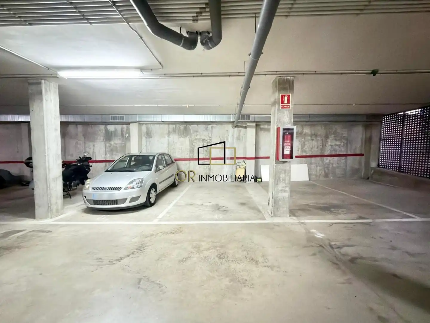 Parking de Piso en venta en La Granada con Calefacción, Terraza y Trastero