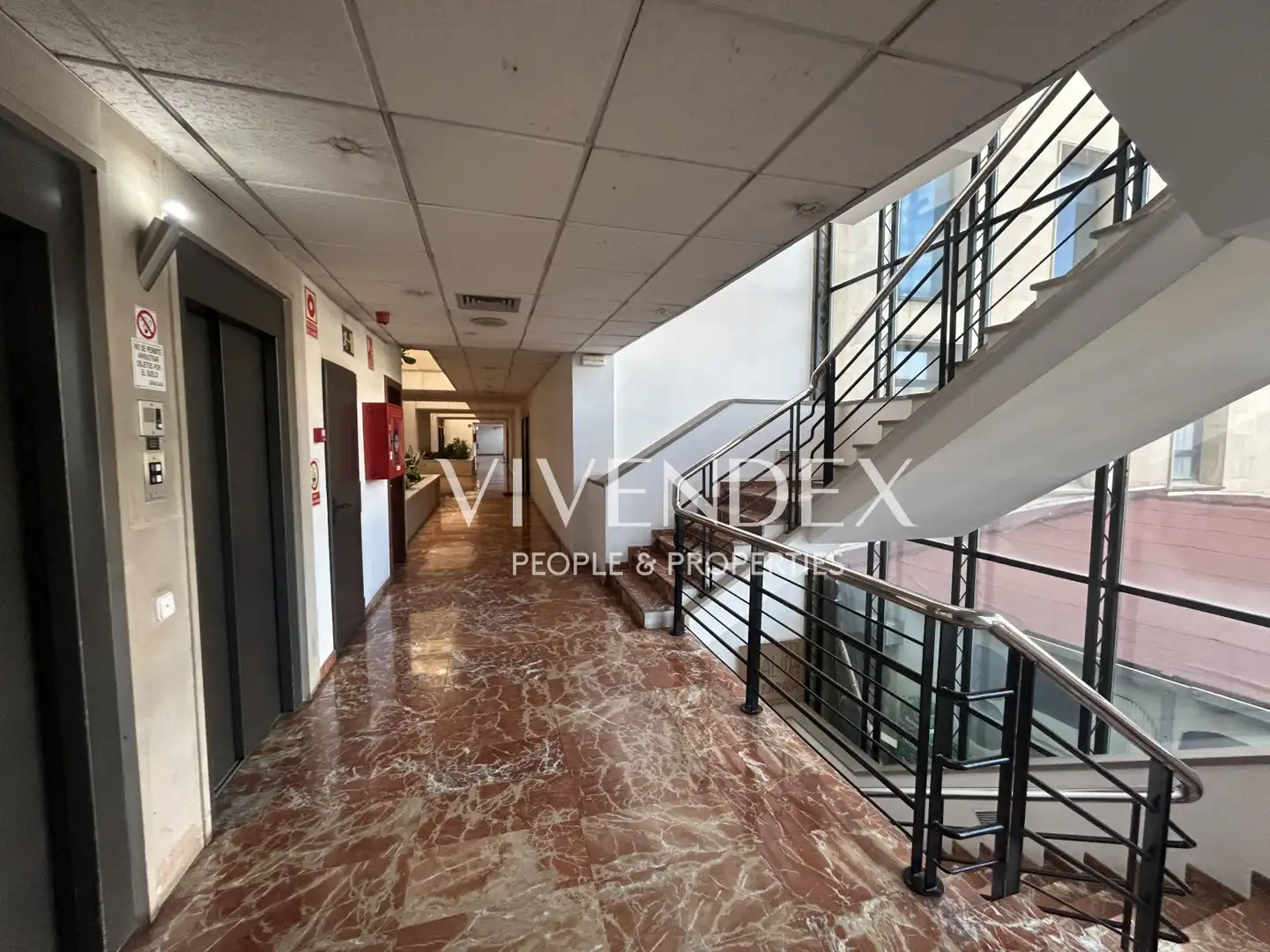 Büro zum Verkauf in Cornellà de Llobregat