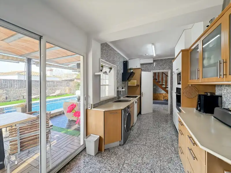 Casa con piscina en venta en Carmençó, imagen 7