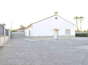 Casa amb jardí en venda a Caballero Bonald - San José Obrero - Guadalcacín