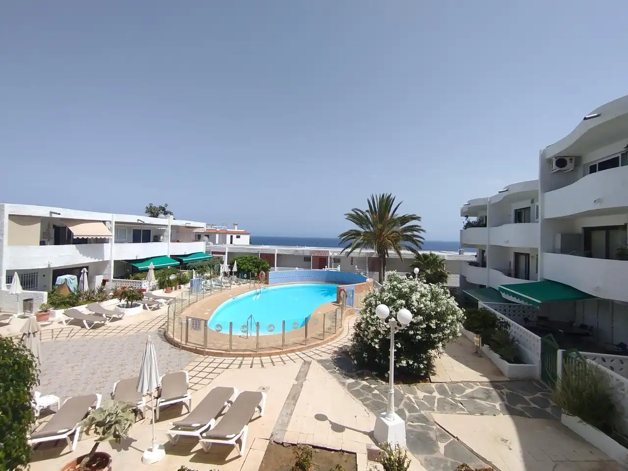 Schwimmbecken von Wohnung zur Miete in San Bartolomé de Tirajana mit Klimaanlage, Terrasse und Möbliert