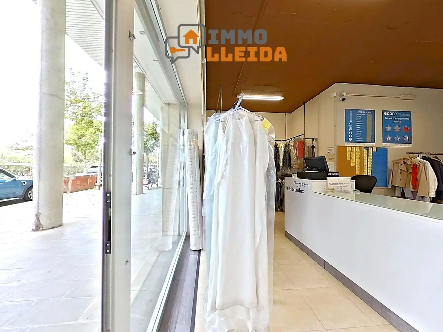 Local comercial de lloguer a Avenida Avinguda Països Catalans 43, imagen 10