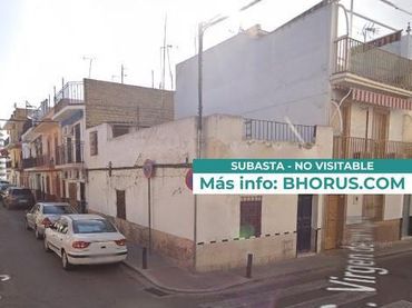 Casa en venda a VIRGEN DE LAS ANGUSTIAS 22
