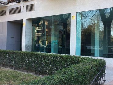 Local comercial en venda a Valderas - Los Castillos