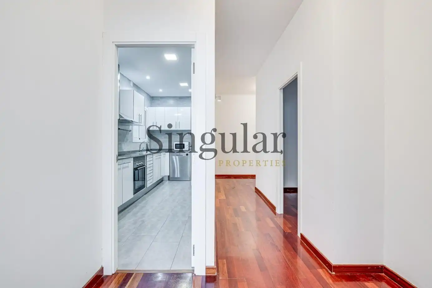 Habitación de Piso en venta en Barcelona con Aire acondicionado y Calefacción