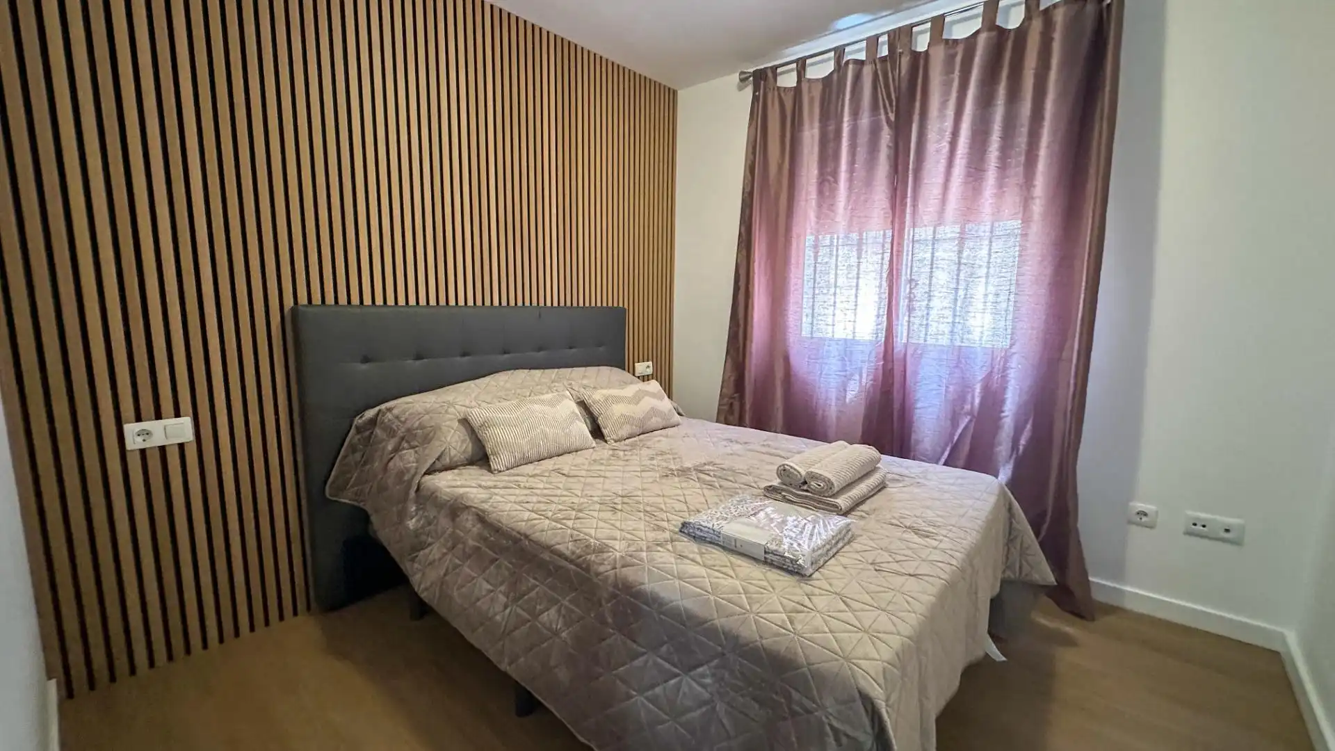 Habitación de Dúplex en venta en San Miguel de Salinas