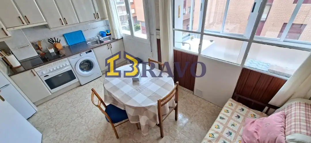 Habitación de Piso en venta en Medina de Pomar con Calefacción y Amueblado