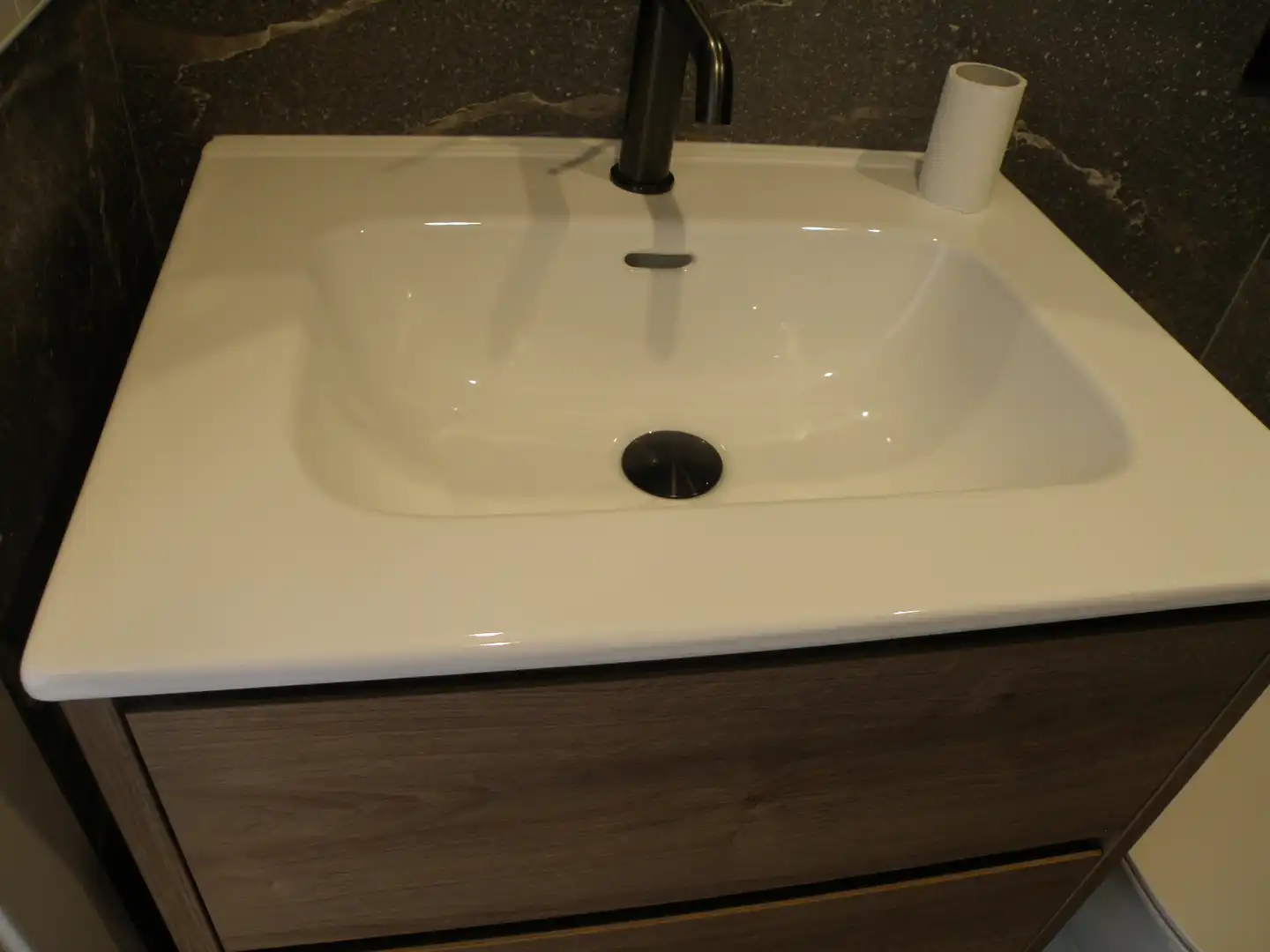 Badezimmer von Dachboden zur Miete in Vigo  mit Heizung, Terrasse und Ofen