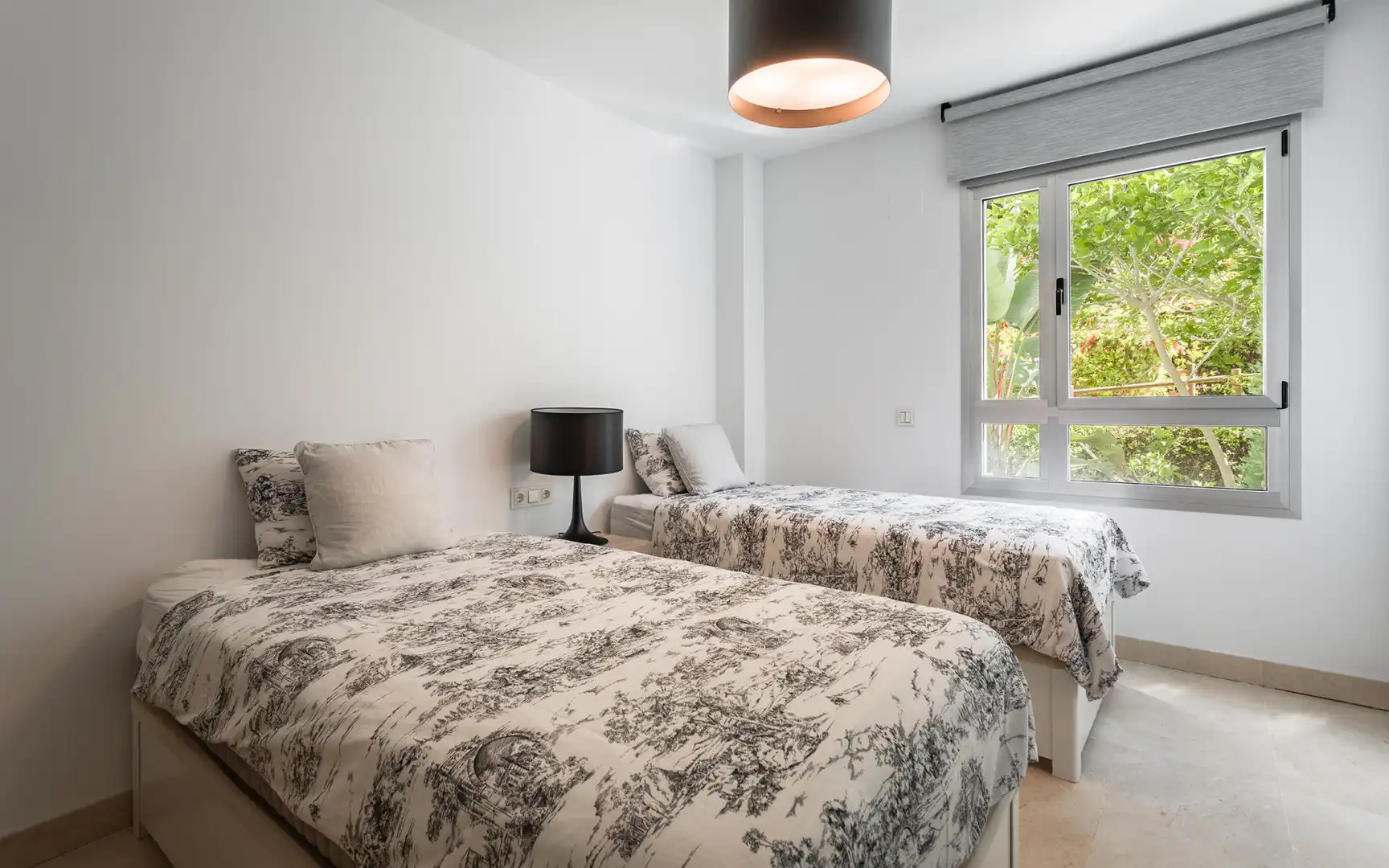 Apartament amb piscina en venda a Benahavís pueblo, imagen 19
