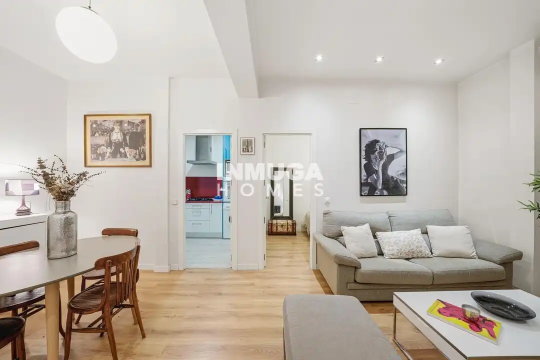 Schlafzimmer von Wohnung zum Verkauf in Madrid mit Klimaanlage und Heizung