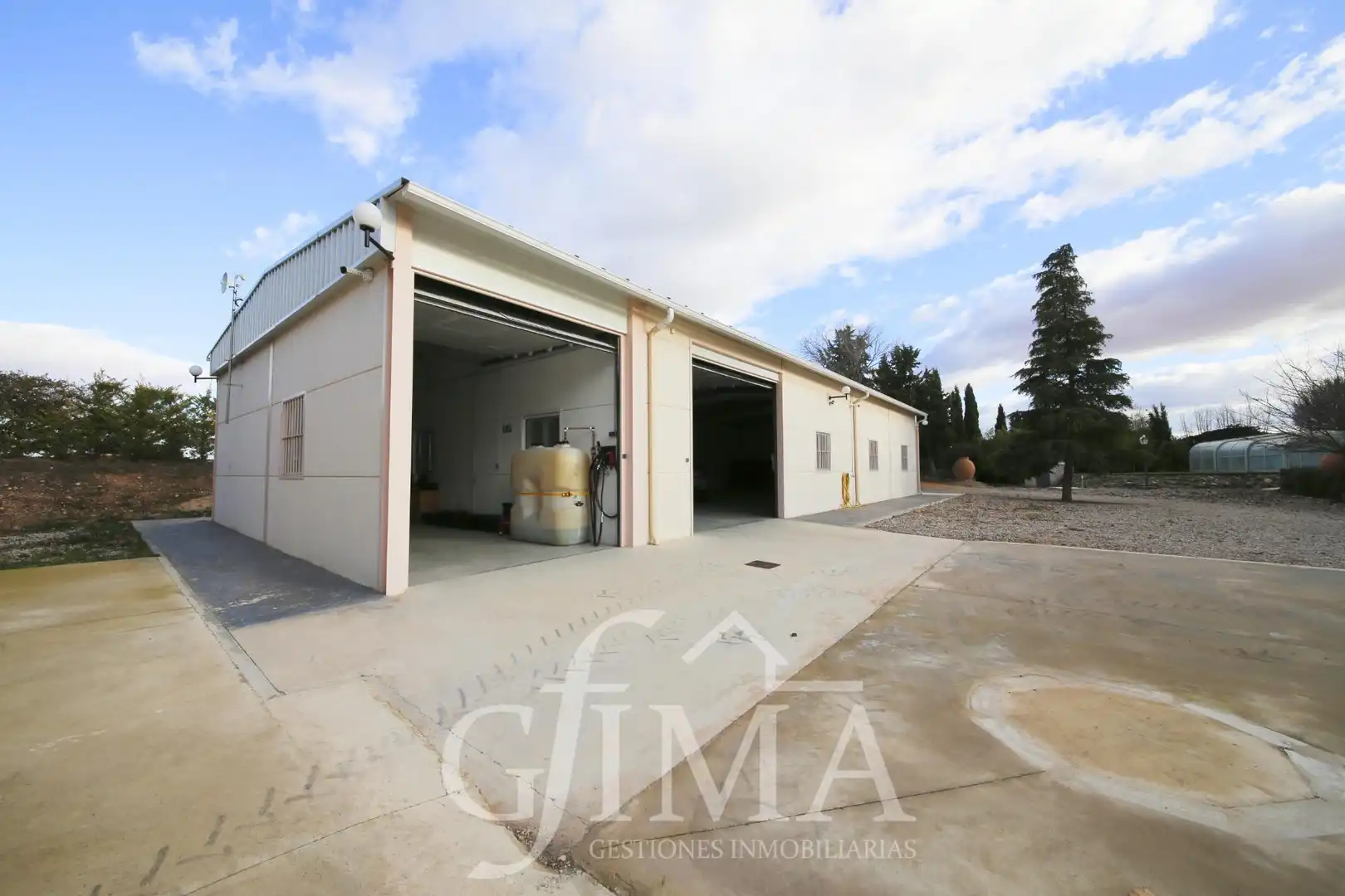 Exterior view of Houses for sale in Argamasilla de Alba  with Air Conditioner, Heating and Terrace
