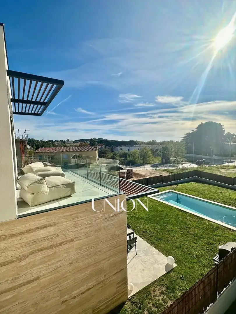 House with pool for sale in S'Agaró, imagen 3