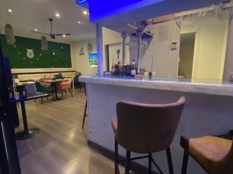 Local comercial en traspàs a calle martinez catena 11, imagen 11