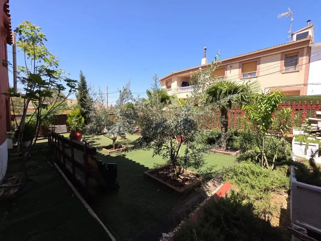 Garden of Country homes for sale in Robledo  with Heating, Private garden and Terrace