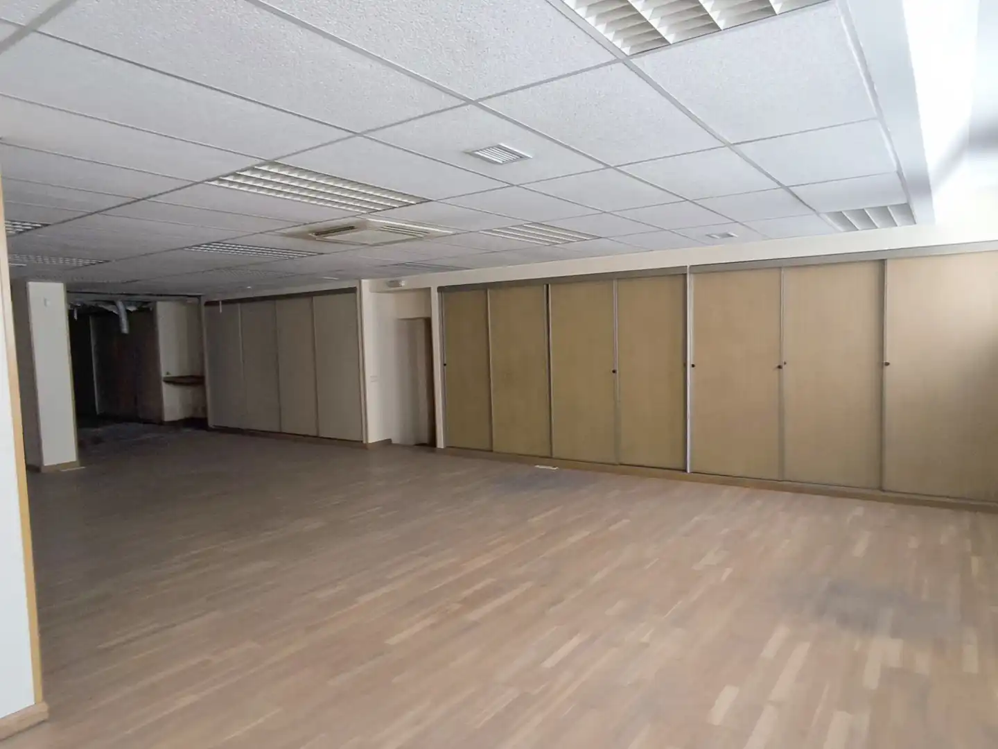 Business premises for sale in Calle Alvarfáñez de Minaya, imagen 3