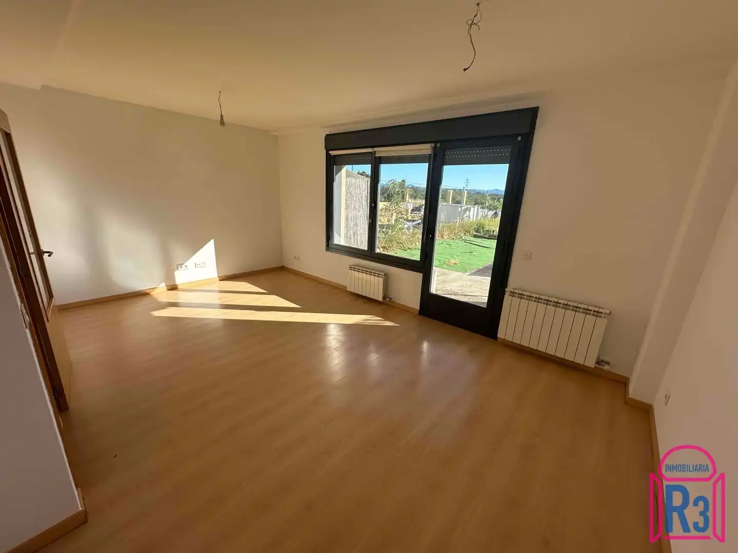 Detached homes for sale in Garrafe de Torío