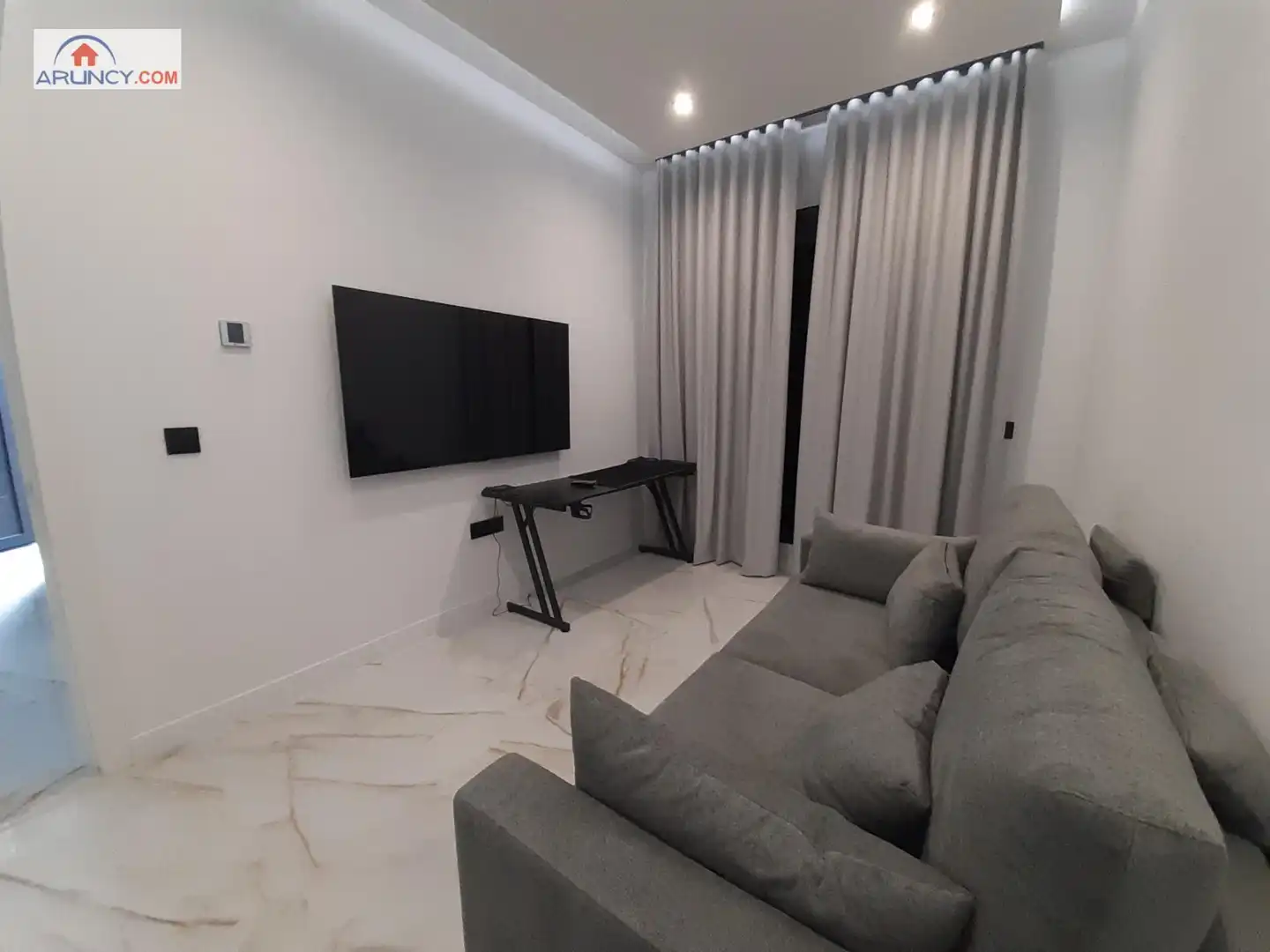 Living room of Houses for sale in Montequinto  with Air Conditioner, Private garden and Storage room