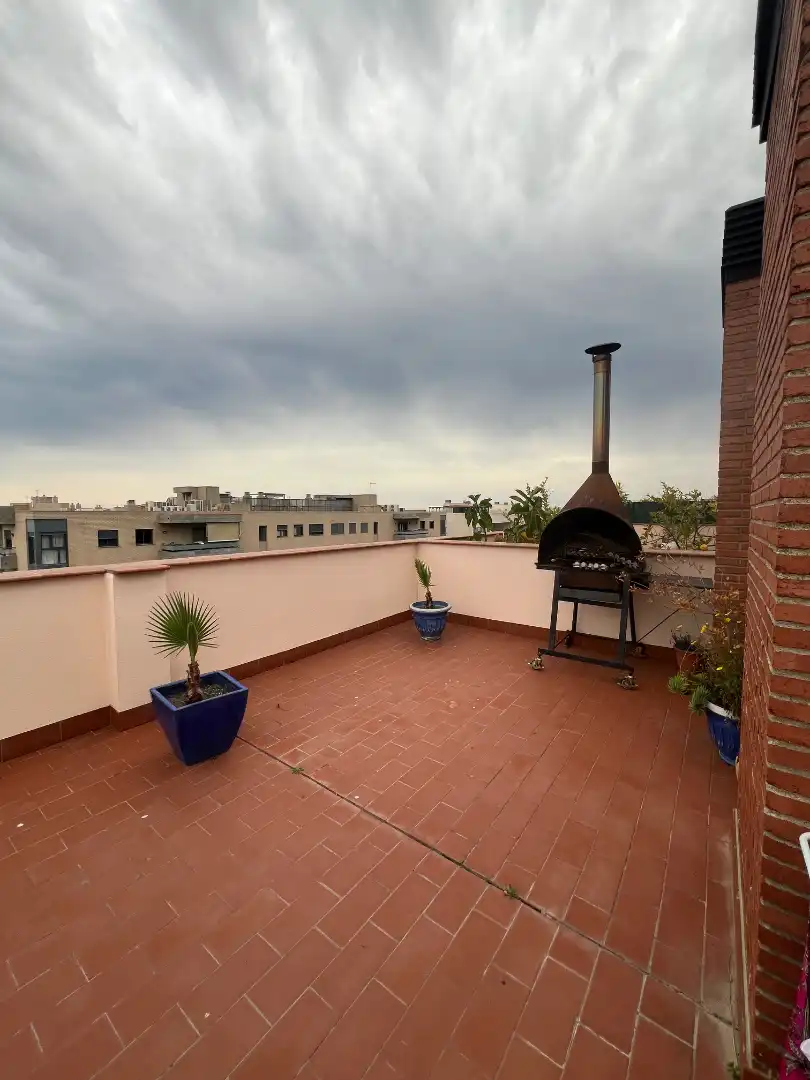 Terrasse von Dachboden zum Verkauf in Salou mit Klimaanlage, Heizung und Privatgarten