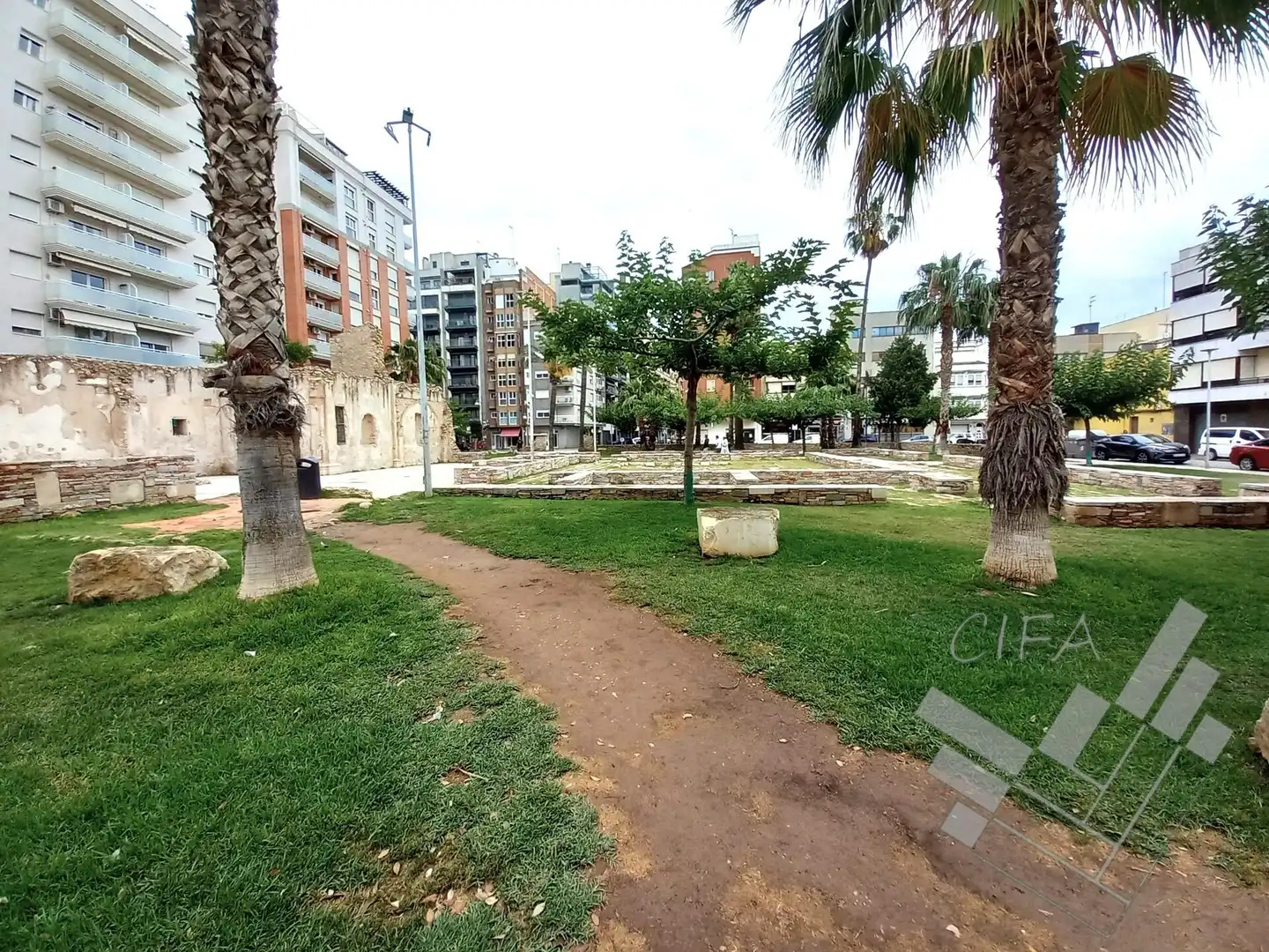 Local de alquiler en FRANCISCANS, Casco Urbano