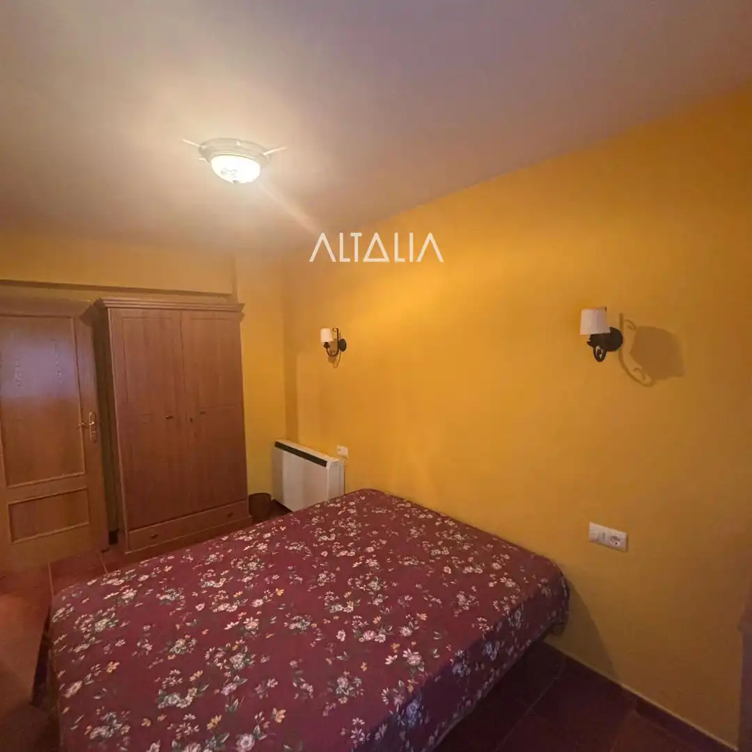 Bedroom of Flat for sale in Poyatos  with Terrace