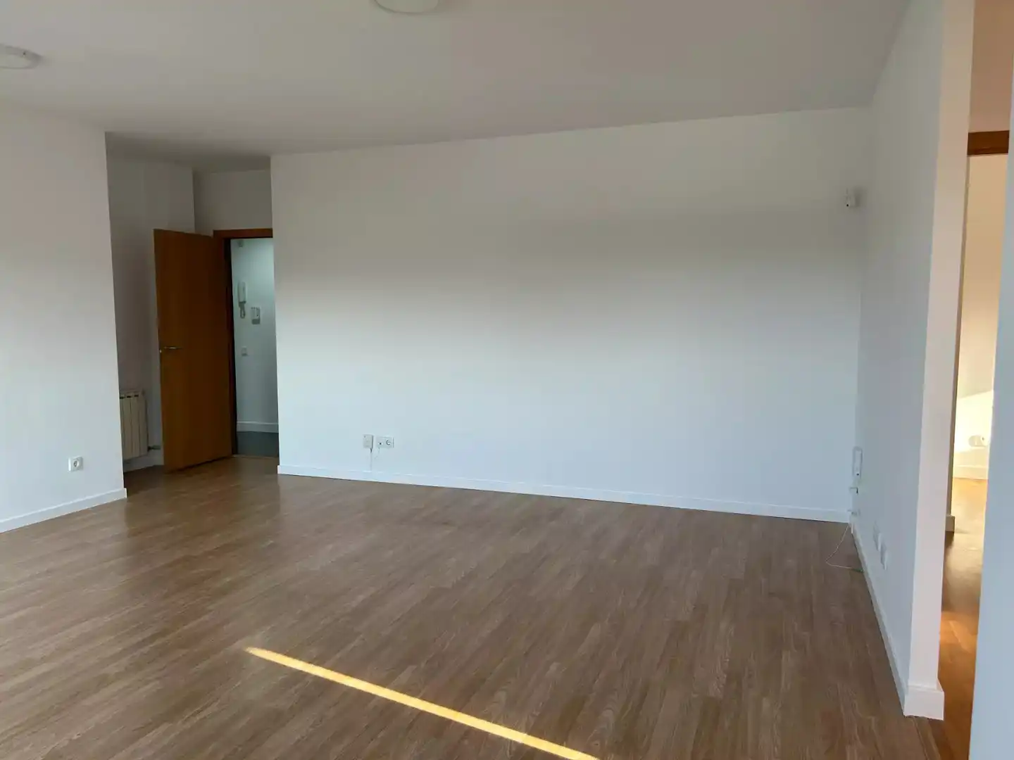 Living room of Flat for sale in Hostalric  with Parquet flooring, Terrace and Storage room